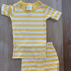 Hanna Andersson sz 5 short Jammie’s